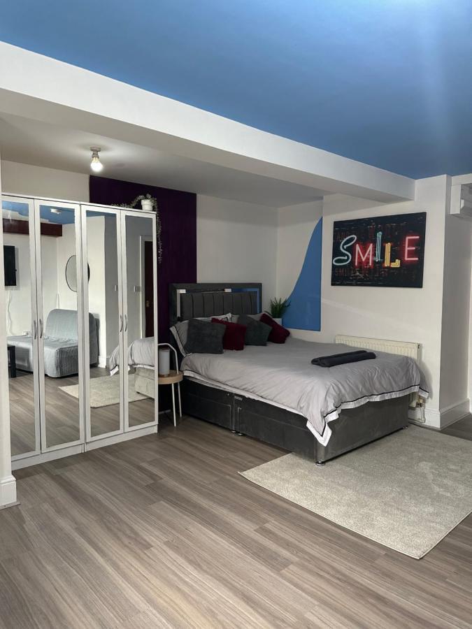 Modern Studio Close To Leeds City Centre Eksteriør bilde